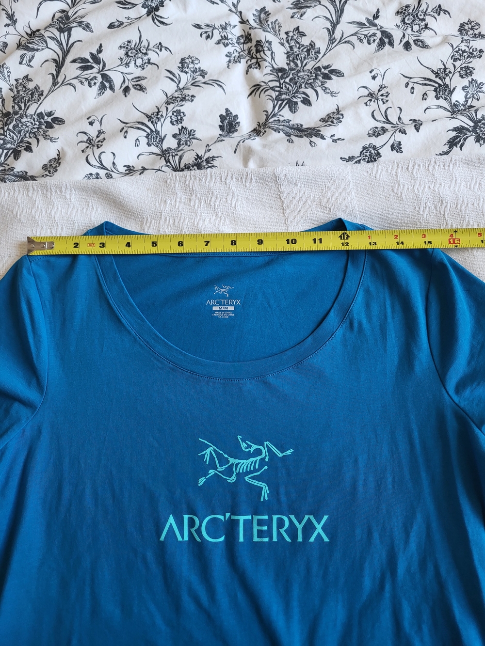 Arc'teryx Women's Teal Logo Short-Sleeve Tee - Picture 6 of 9